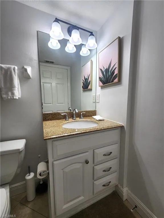 9640 Victoria Lane #305 Naples, FL 34109