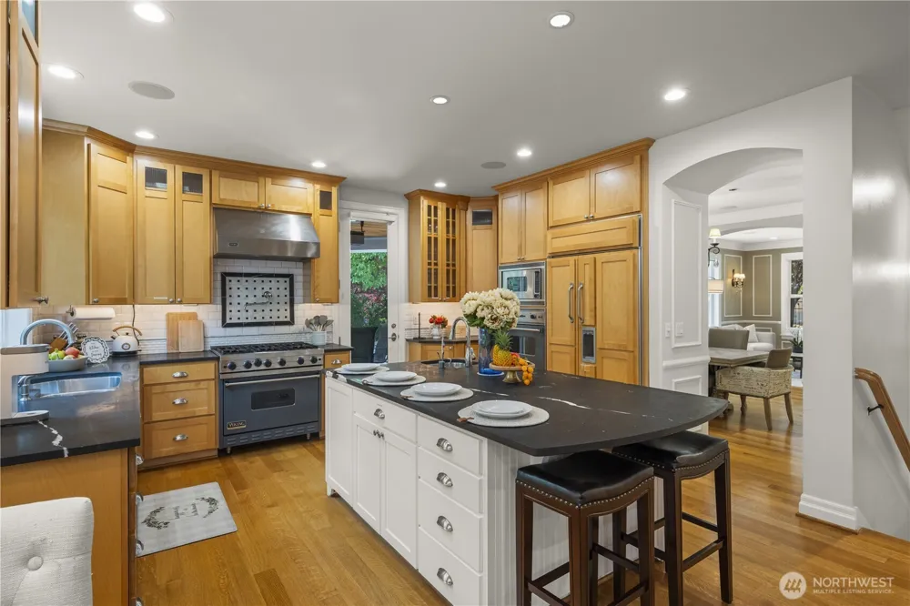1308 100th Avenue NE Bellevue, WA 98004