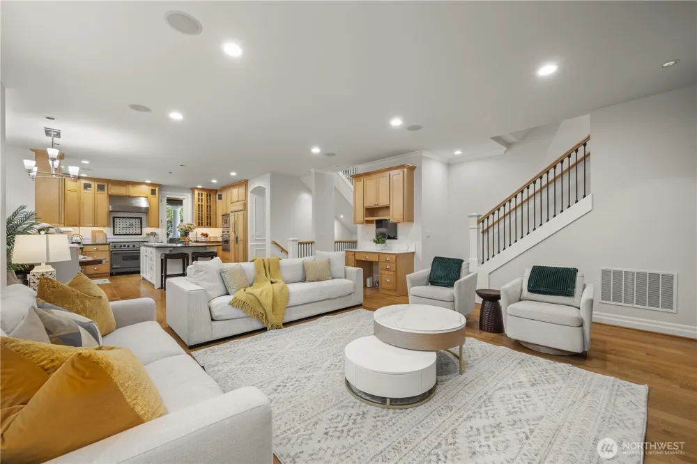 1308 100th Avenue NE Bellevue, WA 98004