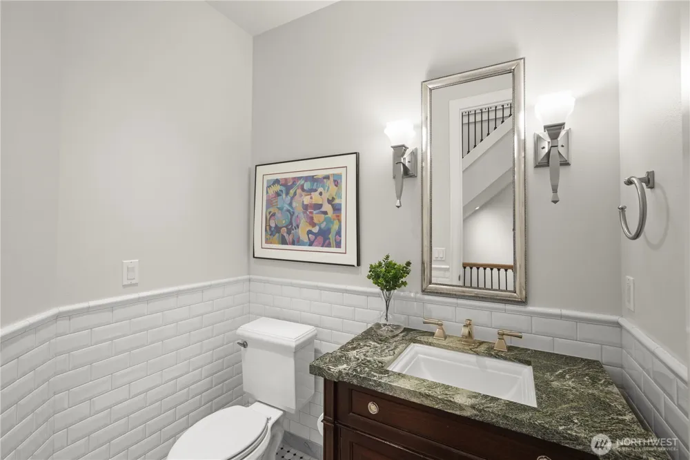 1308 100th Avenue NE Bellevue, WA 98004