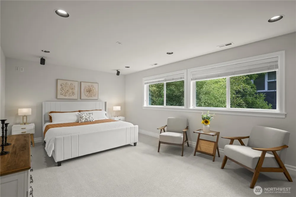 1308 100th Avenue NE Bellevue, WA 98004
