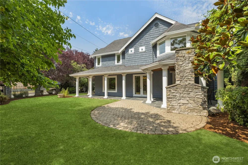 1308 100th Avenue NE Bellevue, WA 98004