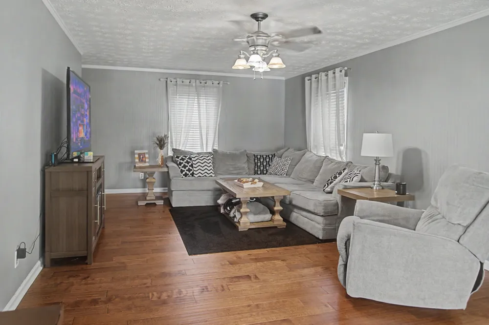 105 Sonoma Dr Lafayette, TN 37083