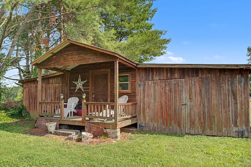 105 Sonoma Dr Lafayette, TN 37083