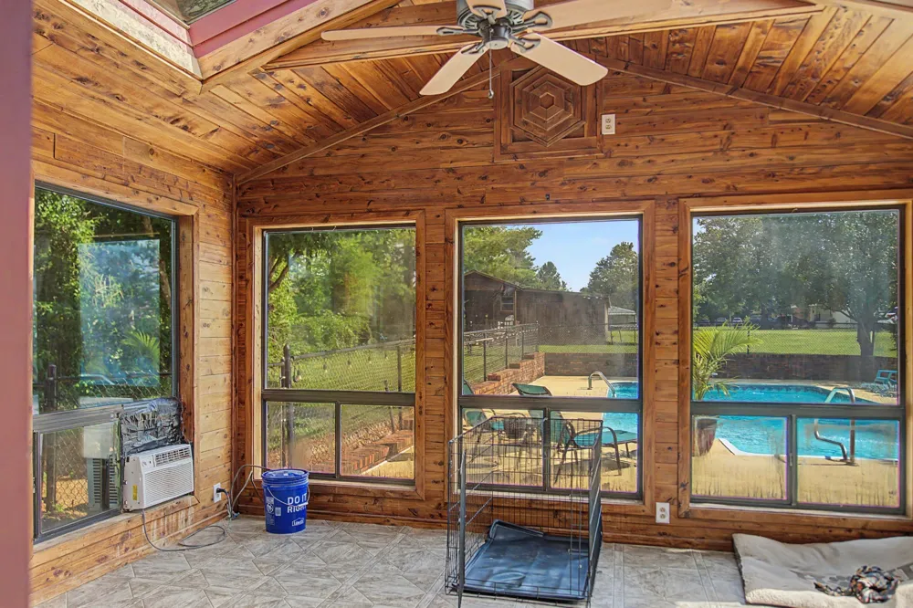 105 Sonoma Dr Lafayette, TN 37083