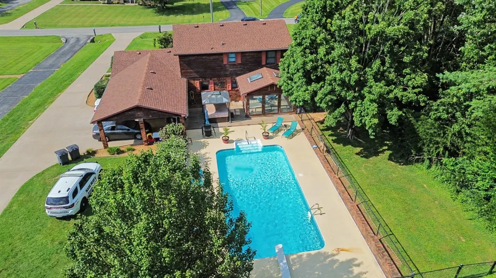 105 Sonoma Dr Lafayette, TN 37083