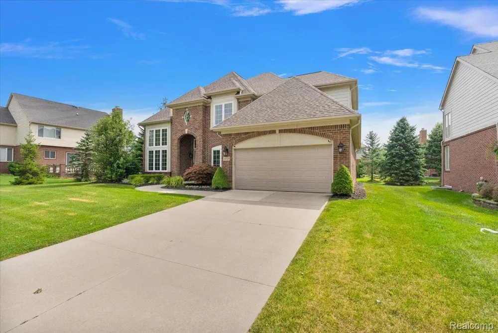 24729 Cavendish Avenue E Novi City, MI 48375
