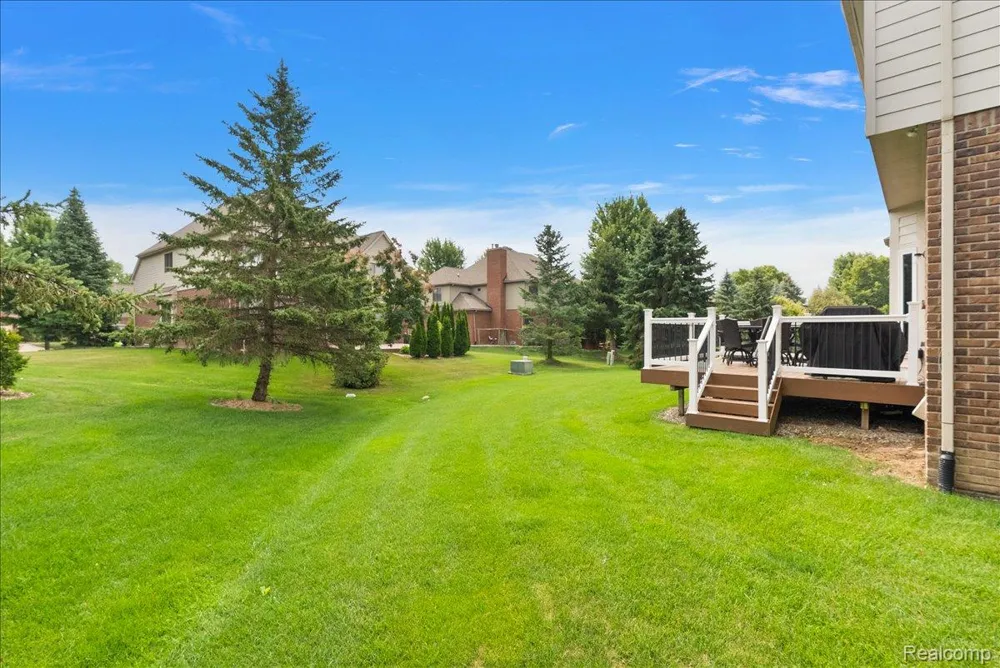 24729 Cavendish Avenue E Novi City, MI 48375