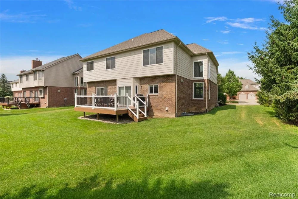 24729 Cavendish Avenue E Novi City, MI 48375