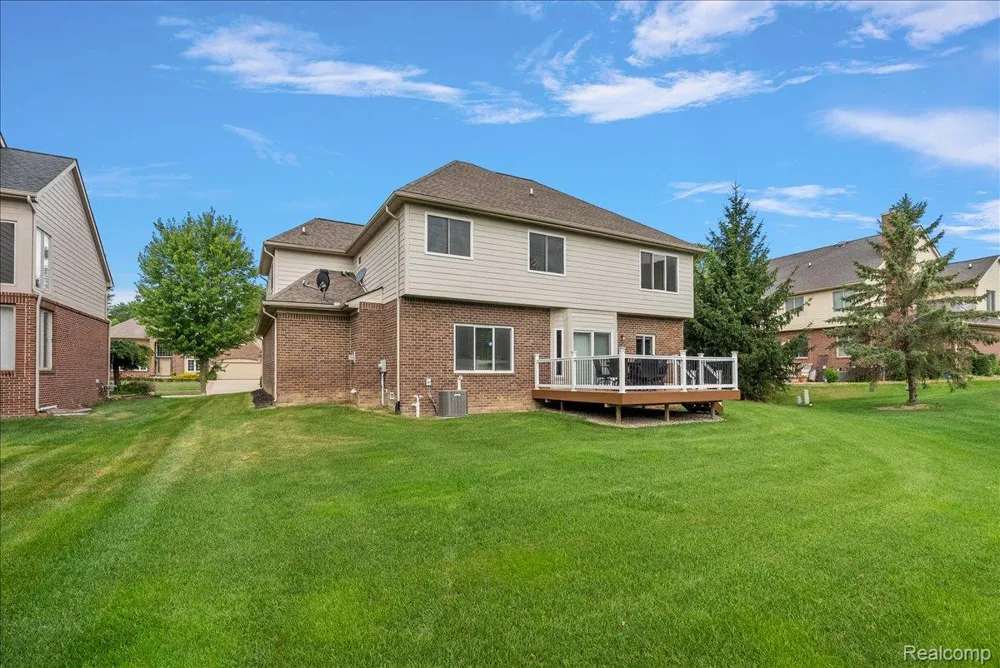 24729 Cavendish Avenue E Novi City, MI 48375