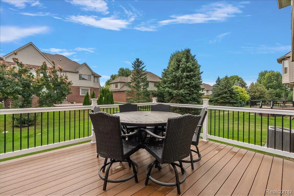 24729 Cavendish Avenue E Novi City, MI 48375
