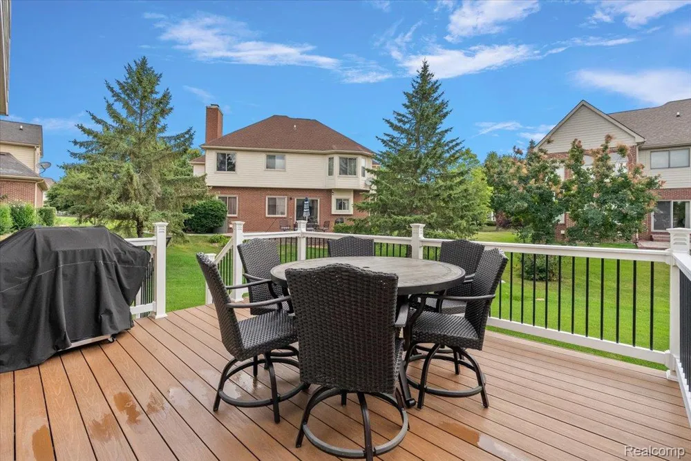 24729 Cavendish Avenue E Novi City, MI 48375