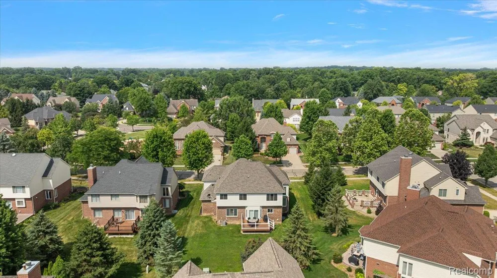 24729 Cavendish Avenue E Novi City, MI 48375