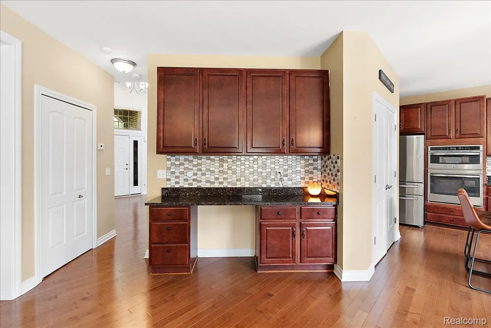 24729 Cavendish Avenue E Novi City, MI 48375