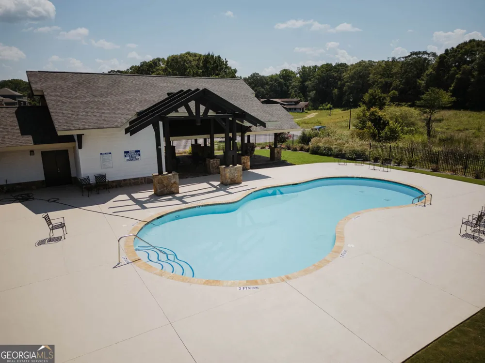 158 Races RD Hoschton, GA 30548