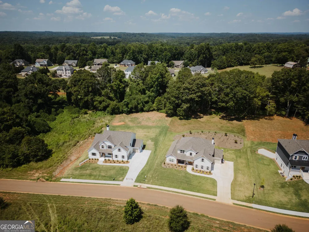 158 Races RD Hoschton, GA 30548