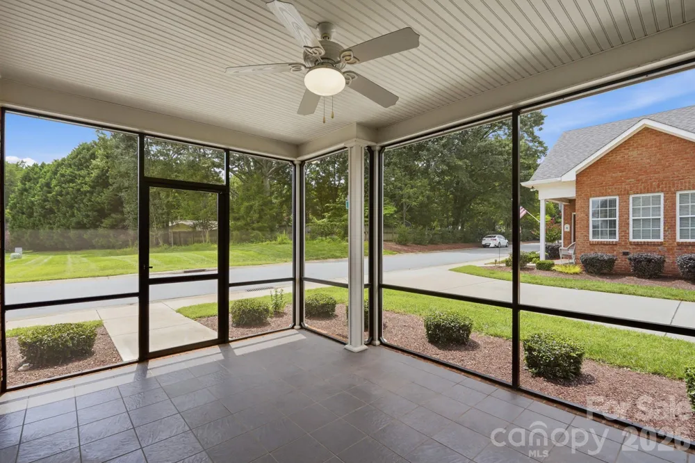 8213 Rainier Drive Denver, NC 28037
