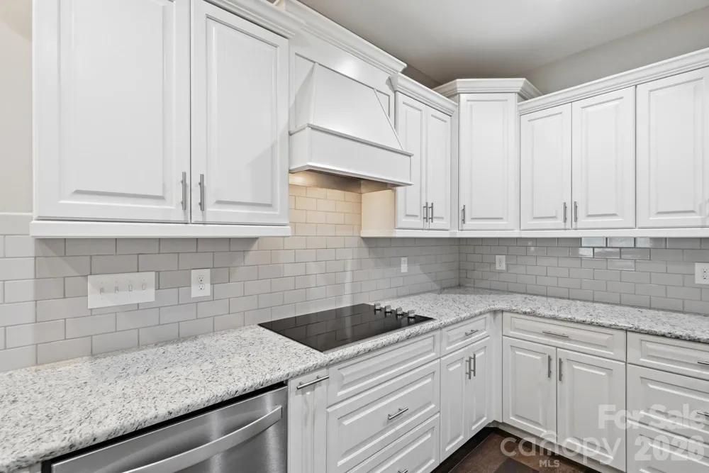 8213 Rainier Drive Denver, NC 28037