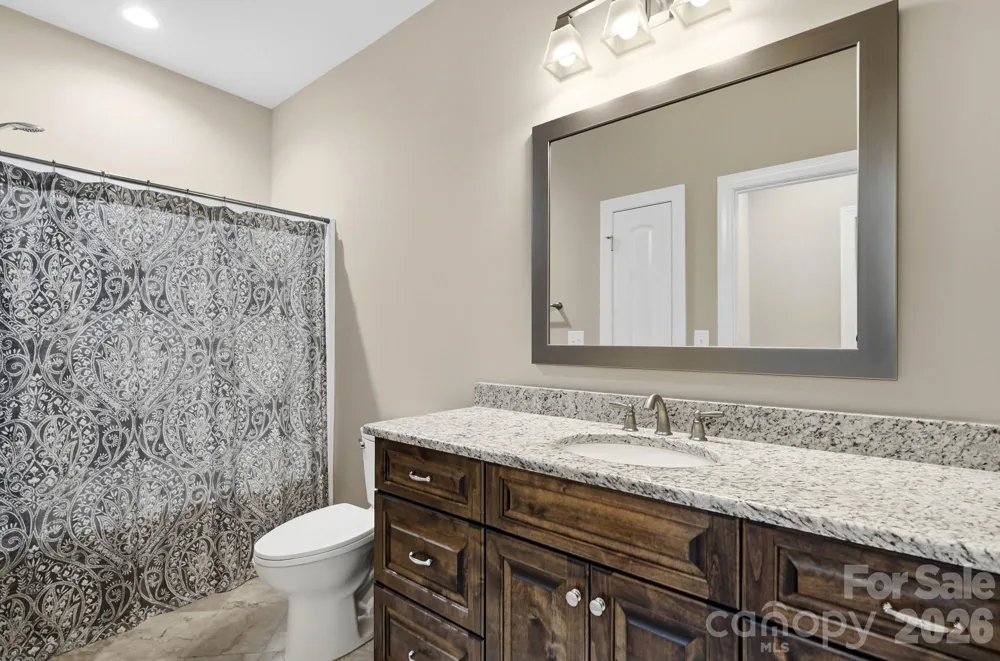 8213 Rainier Drive Denver, NC 28037