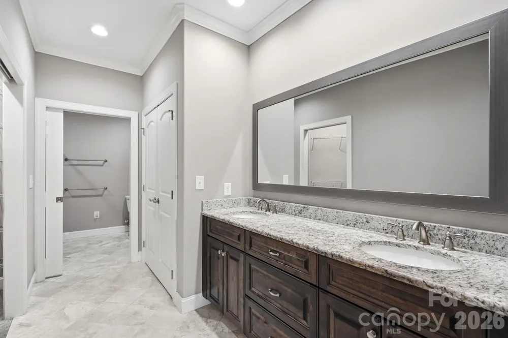 8213 Rainier Drive Denver, NC 28037