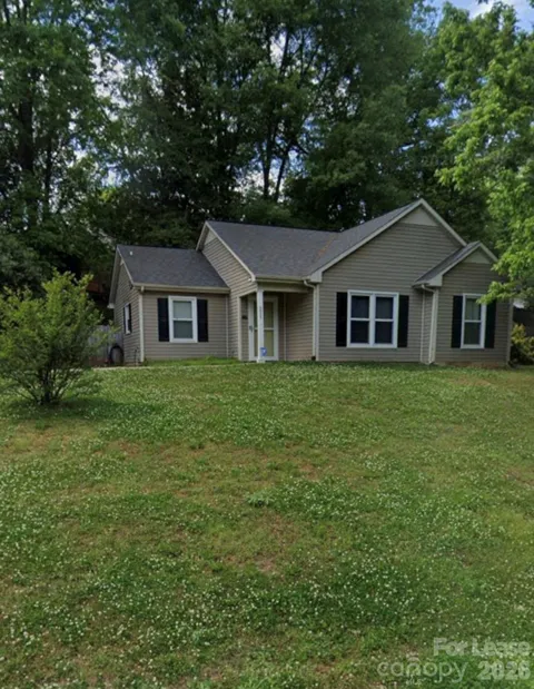 221 Auten Circle