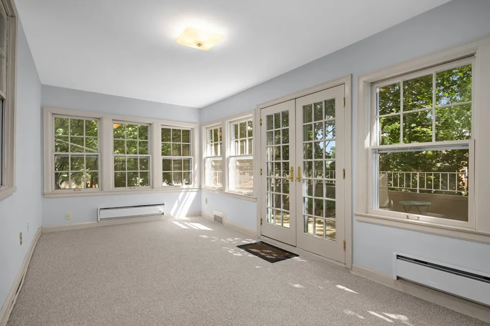 3721 Glenhurst Avenue Saint Louis Park, MN 55416