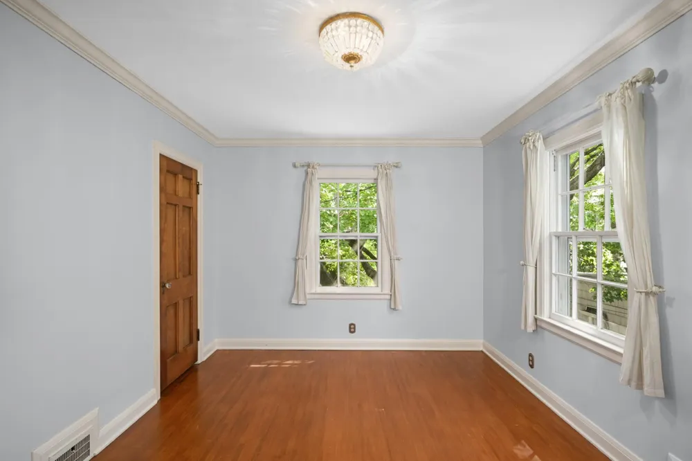3721 Glenhurst Avenue Saint Louis Park, MN 55416