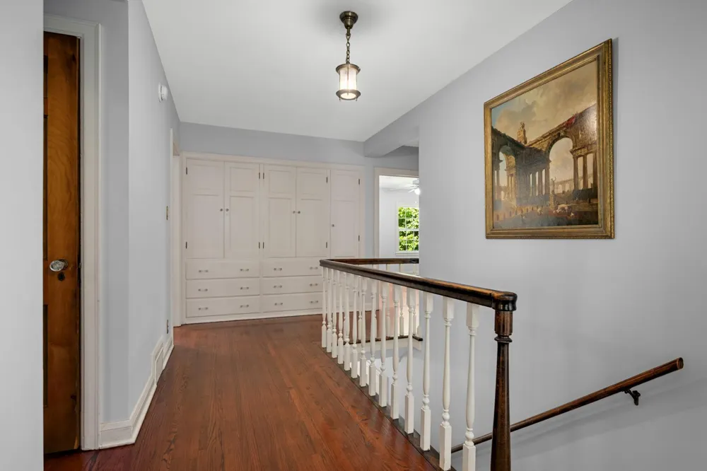 3721 Glenhurst Avenue Saint Louis Park, MN 55416