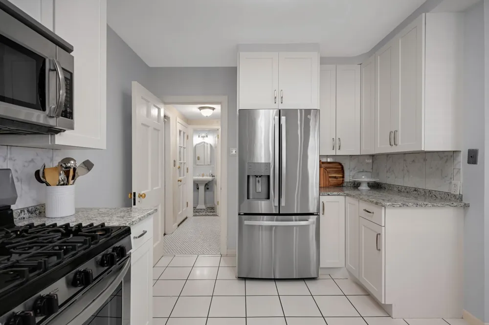 3721 Glenhurst Avenue Saint Louis Park, MN 55416