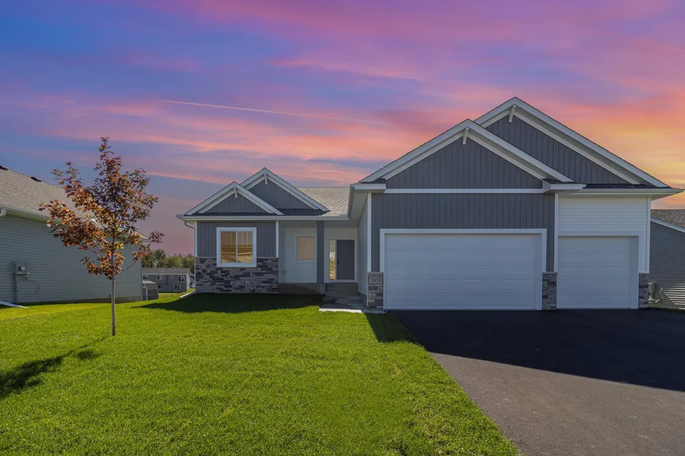 22790 Silverod Street NW Saint Francis, MN 55070