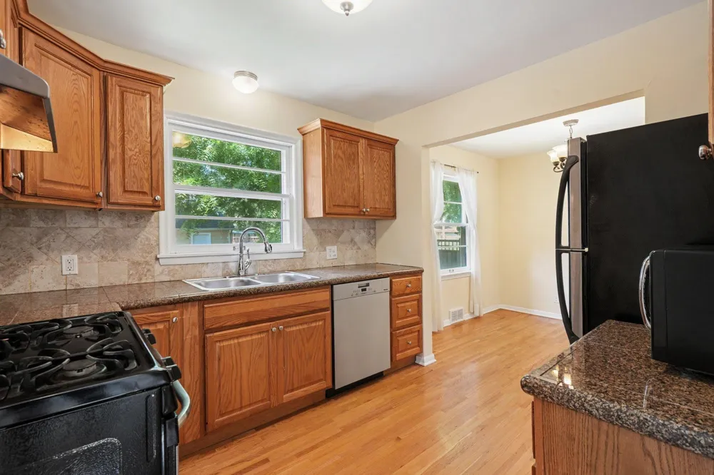 1769 Pleasant Street Lauderdale, MN 55113