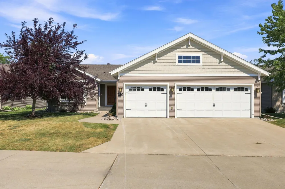 220 15th Avenue Way West Fargo, ND 58078