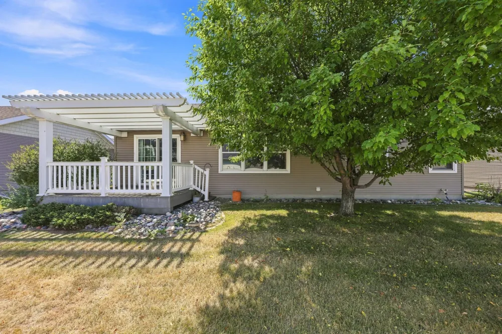 220 15th Avenue Way West Fargo, ND 58078