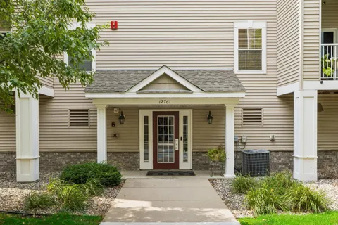 12761 Collegeview Drive #207