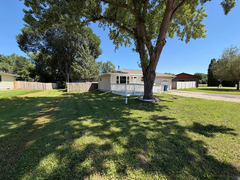 173 Sunrise Drive Minnesota City, MN 55959