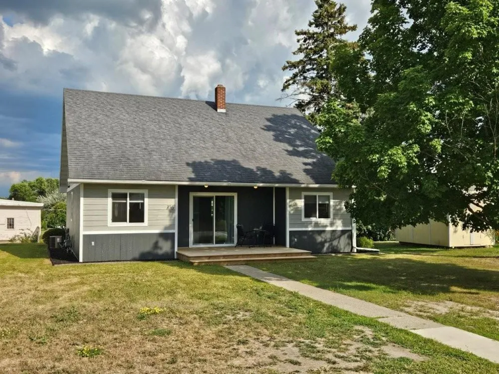 106 Red Lake Avenue SW Bagley, MN 56621