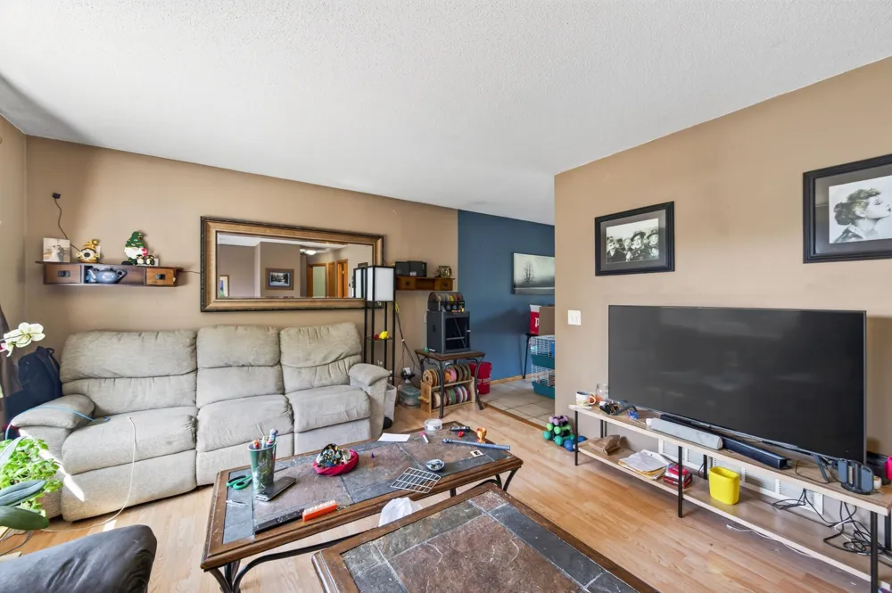 8571 240th Avenue NE Stacy, MN 55079