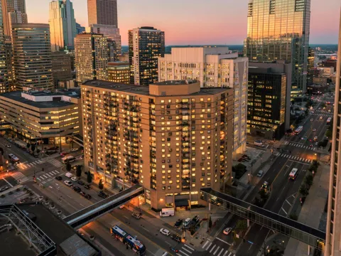 121 Washington Avenue S #1516