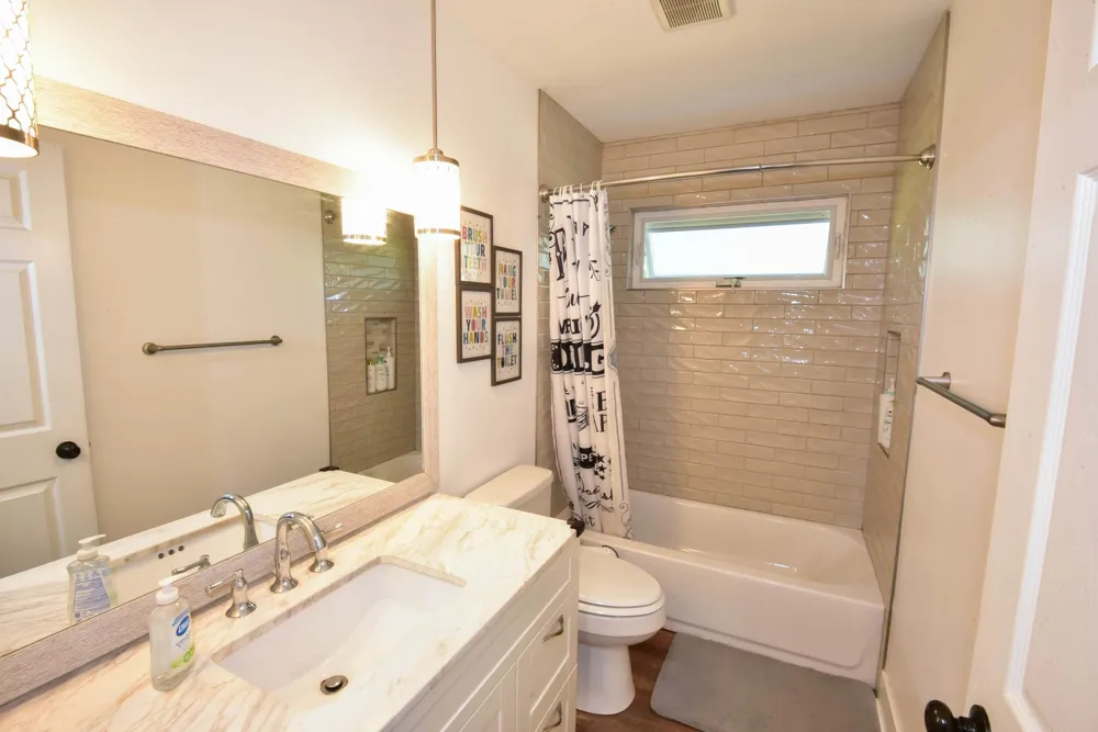 120 8th Avenue E West Fargo, ND 58078