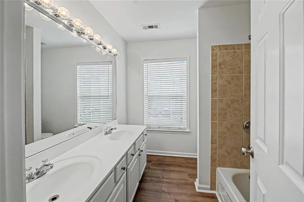8330 Grenadier Trail Suwanee, GA 30024