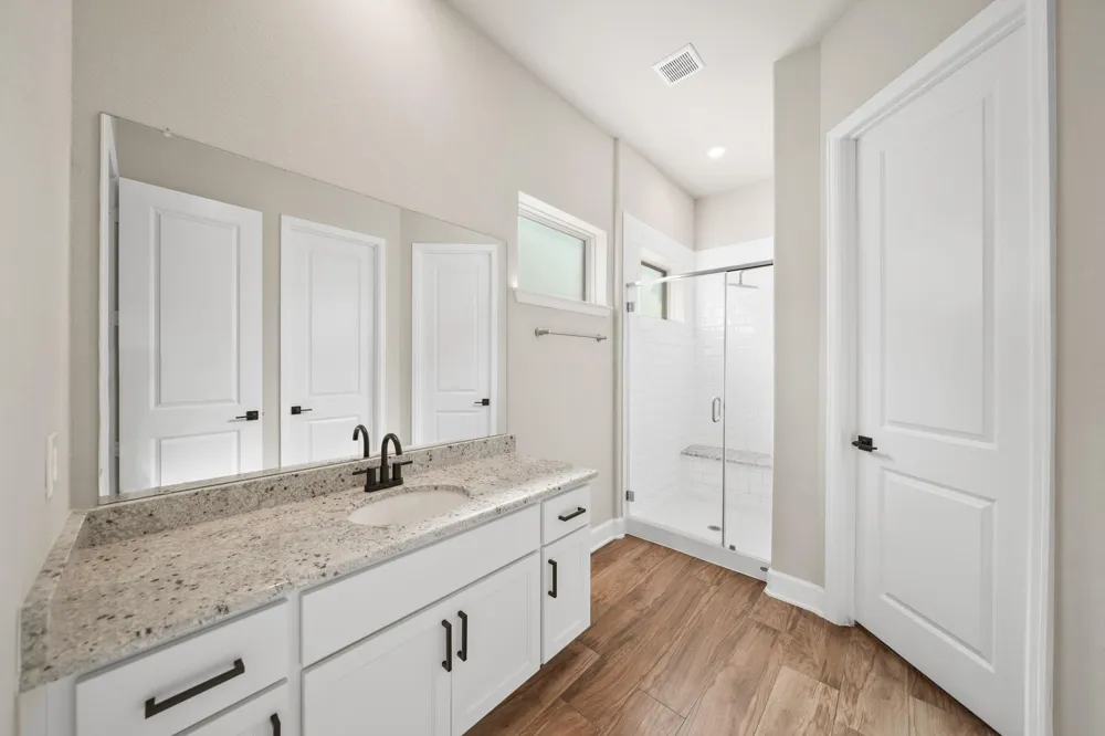 1015 Groveton Ridge Lane Pinehurst, TX 77362