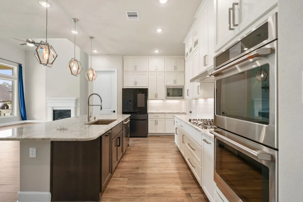 1015 Groveton Ridge Lane Pinehurst, TX 77362