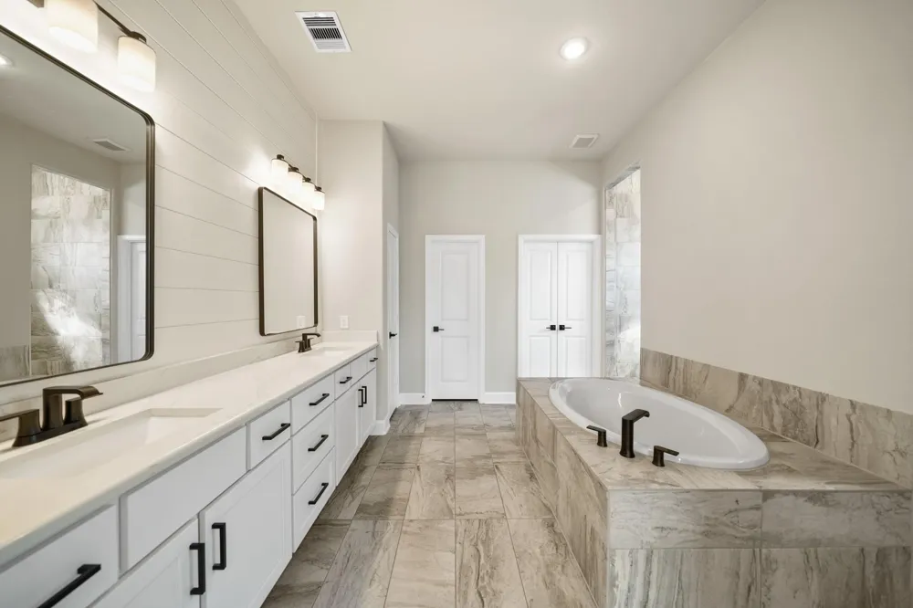 1015 Groveton Ridge Lane Pinehurst, TX 77362