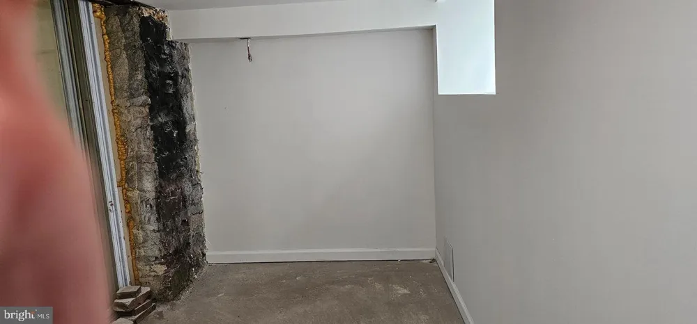 4031 GREENMOUNT AVENUE Baltimore, MD 21218