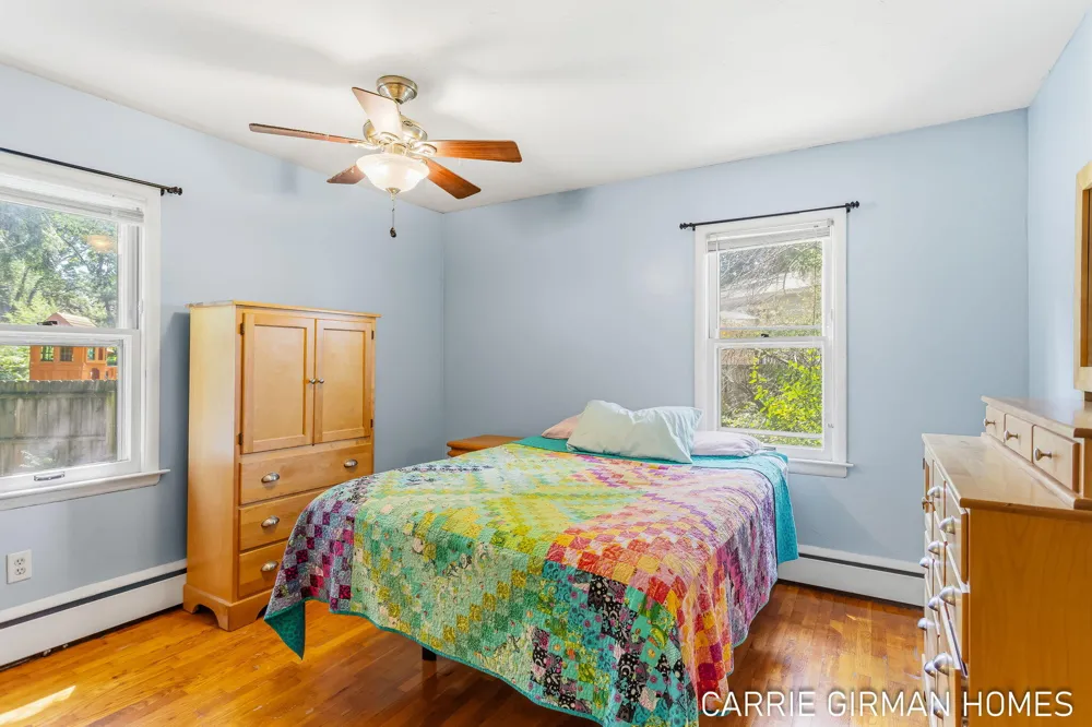 918 Paw Paw Drive Holland, MI 49423