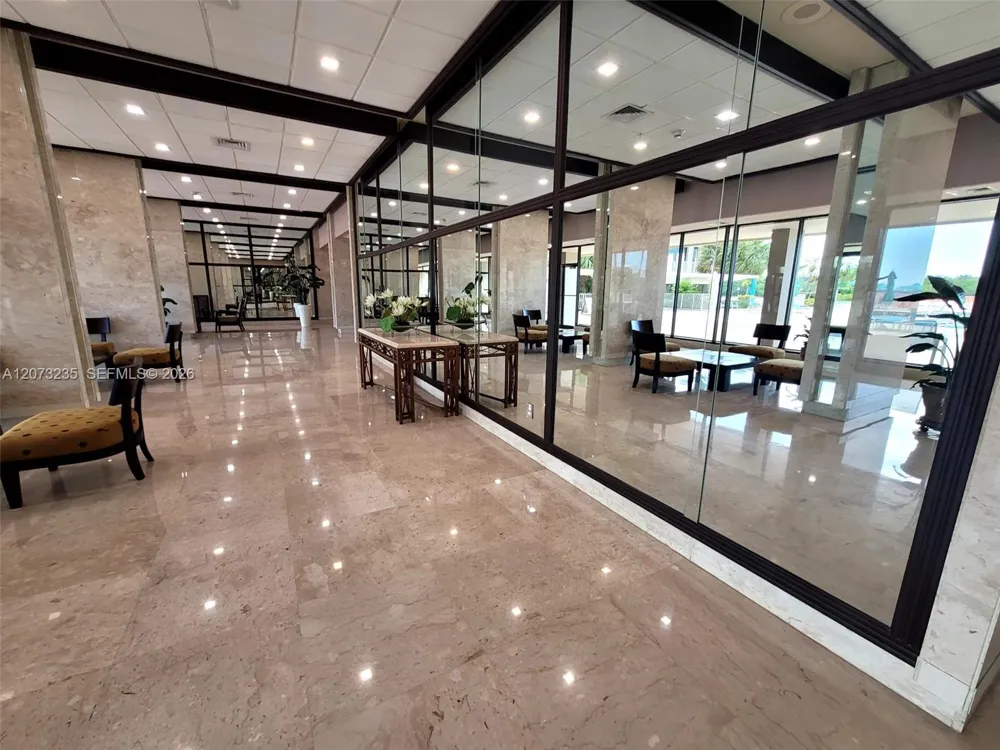 300 Bayview Dr #603 Sunny Isles Beach, FL 33160