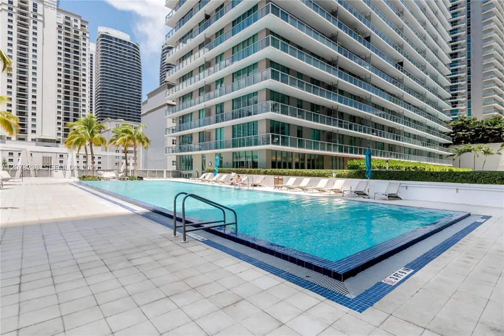 79 SW 12th St #2602-S Miami, FL 33130