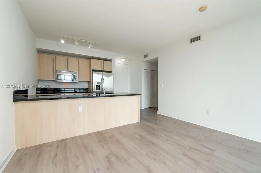 79 SW 12th St #2602-S Miami, FL 33130