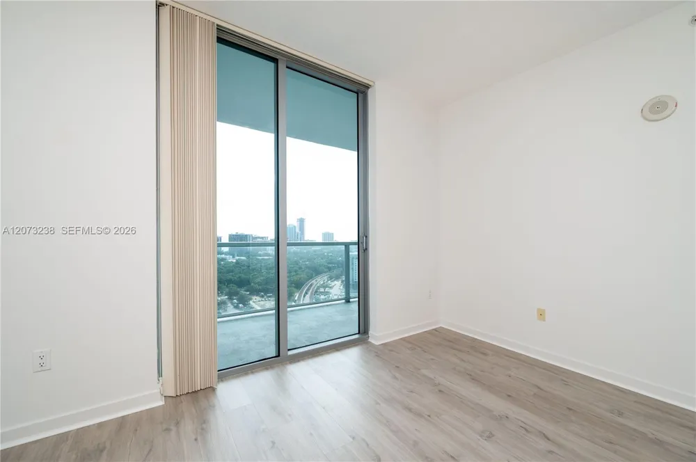 79 SW 12th St #2602-S Miami, FL 33130