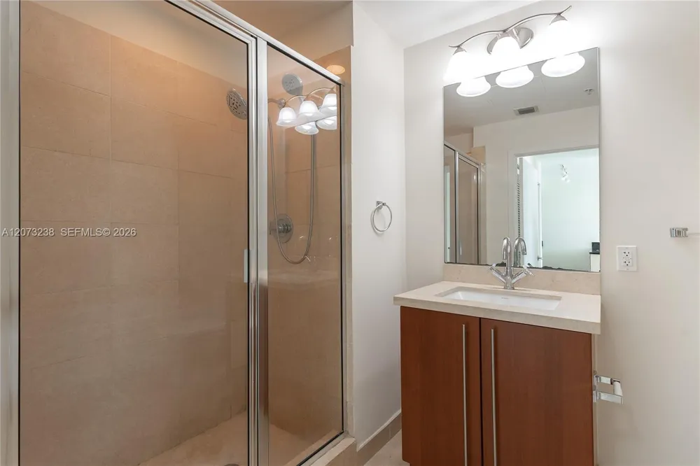 79 SW 12th St #2602-S Miami, FL 33130